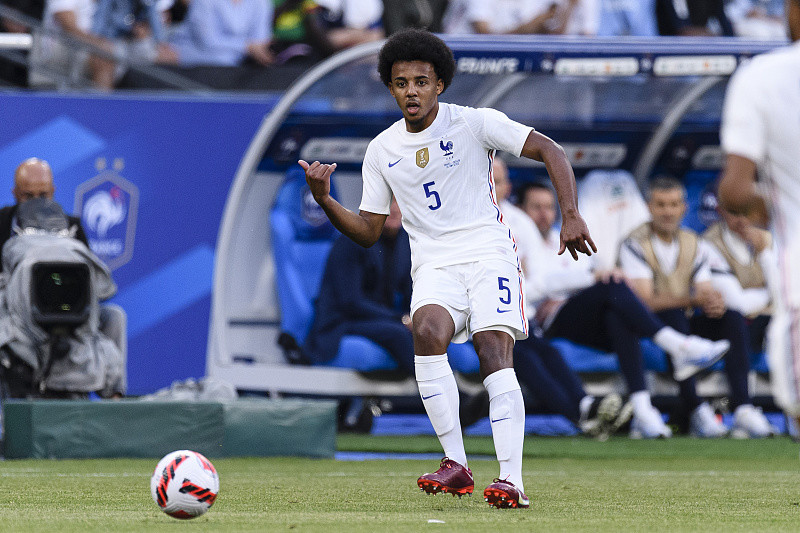  拜仁与德里赫特开启续约谈判  