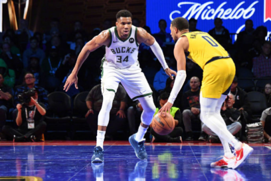  哈利伯顿助攻创新高，步行者爆冷击败雄鹿  